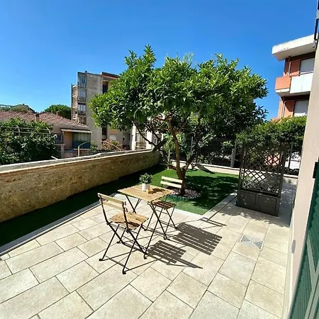 Floridida & Breakfast 4* Marina dʼAndora