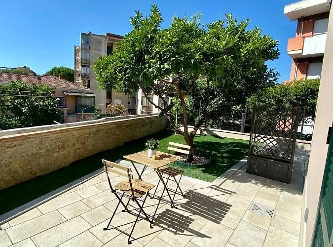 Floridida & Breakfast 3* Marina dʼAndora